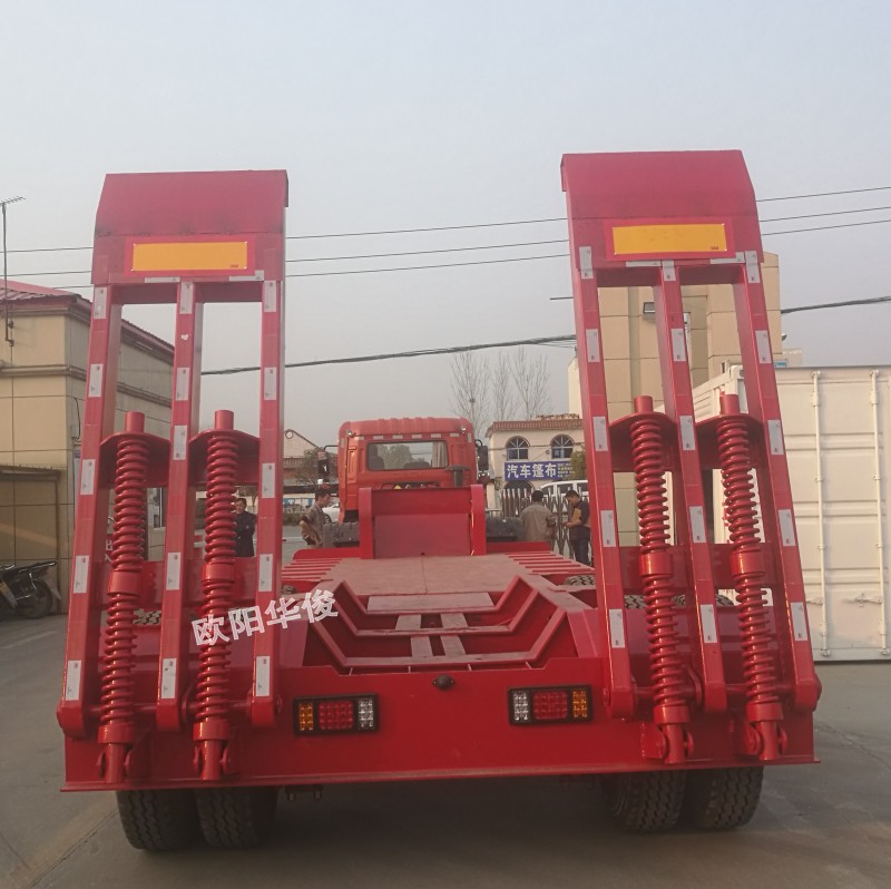 11米2橋鉤機(jī)板運(yùn)輸平板半掛車(chē)