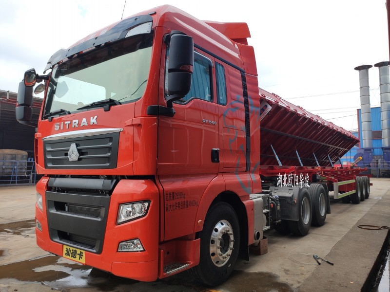 輕型13米側翻自卸半掛車